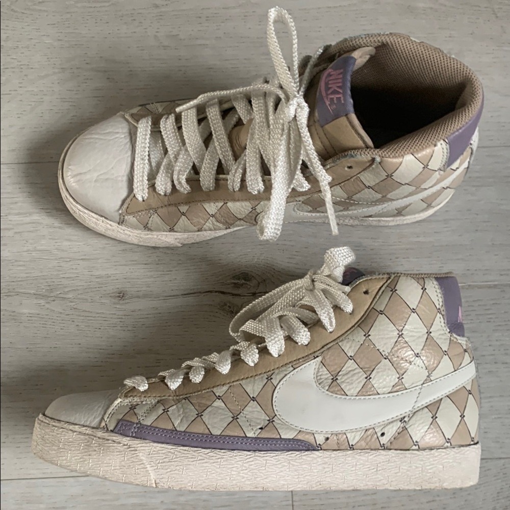Nike Womens Sz 8.5 Rare 2007 Highβ Premium Blazer Sneakers boho stylish festive